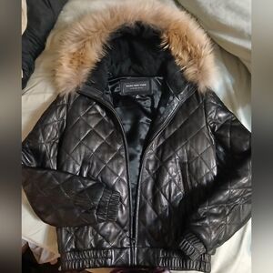 Marc New York Quilted Black Bomber Jacket with Racoon Fur Trimmed Hood.‎ Sz.M